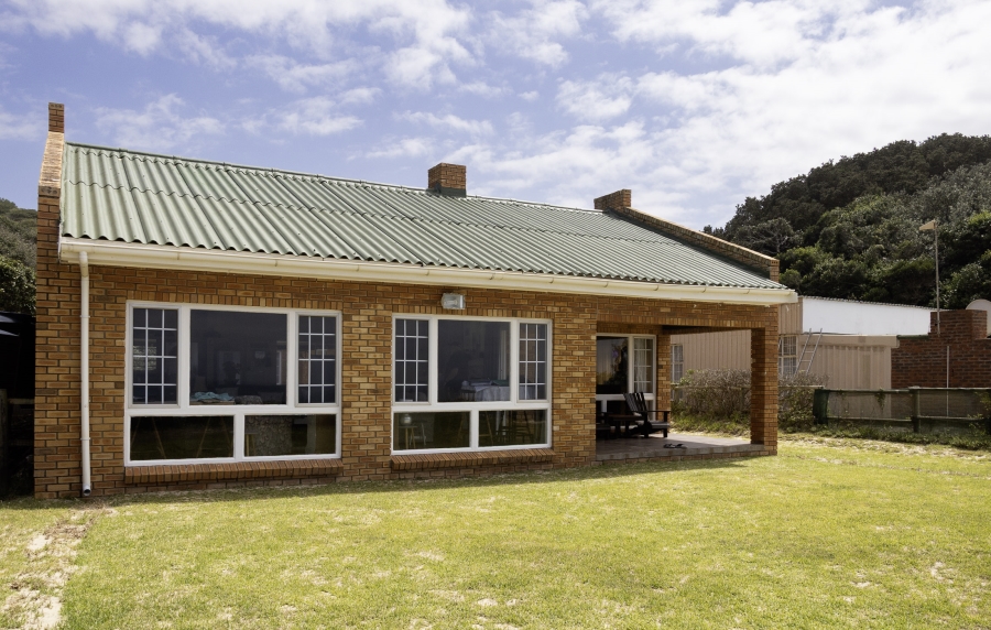 4 Bedroom Property for Sale in Begha Eastern Cape